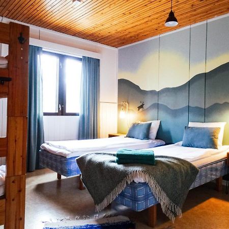 Silver Fox Hostel Äkäslompolo エクステリア 写真