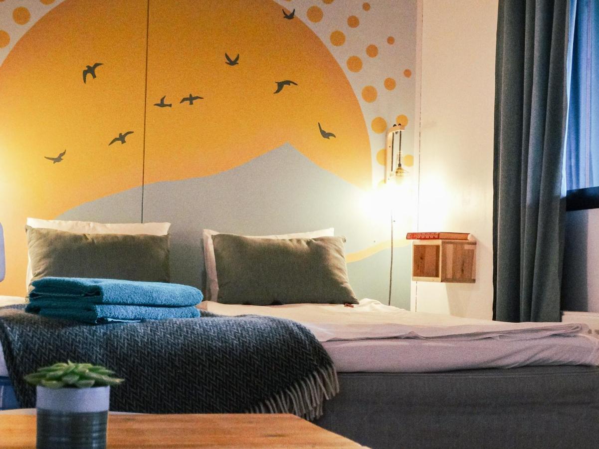 Silver Fox Hostel Äkäslompolo エクステリア 写真